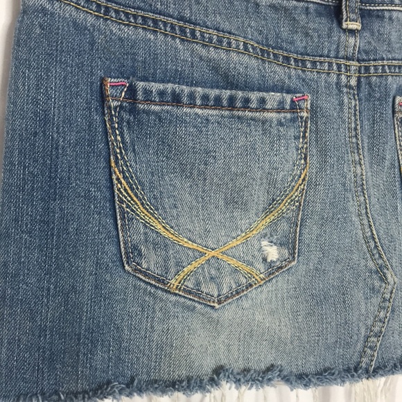 VS Pink Miniskirt - Picture 3 of 6